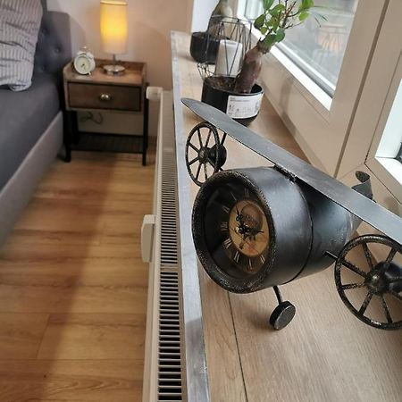 Frisch Sanierte Ferienwohnung 2 Min Vom Suedstrand - Balkon - Pay Tv Wilhelmshaven Kültér fotó