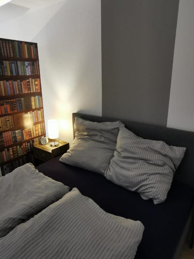 Frisch Sanierte Ferienwohnung 2 Min Vom Suedstrand - Balkon - Pay Tv Wilhelmshaven Kültér fotó