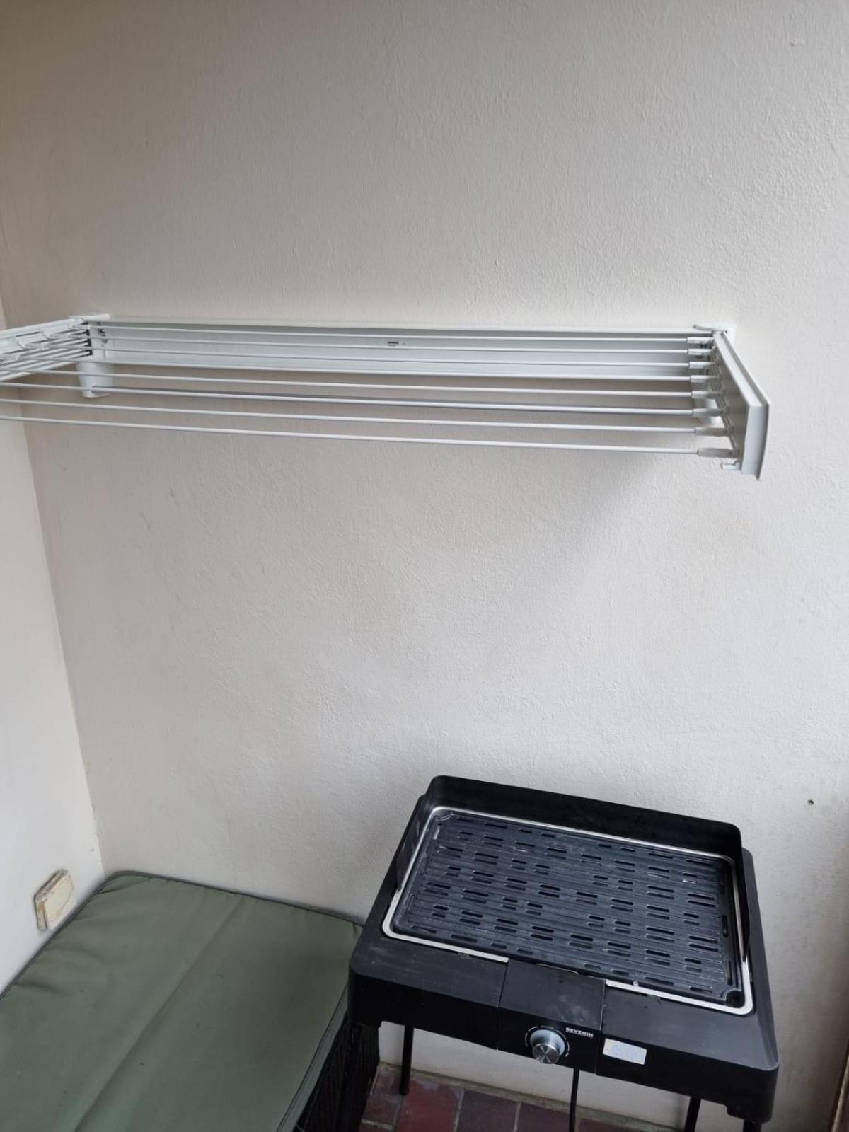 Frisch Sanierte Ferienwohnung 2 Min Vom Suedstrand - Balkon - Pay Tv Wilhelmshaven Kültér fotó